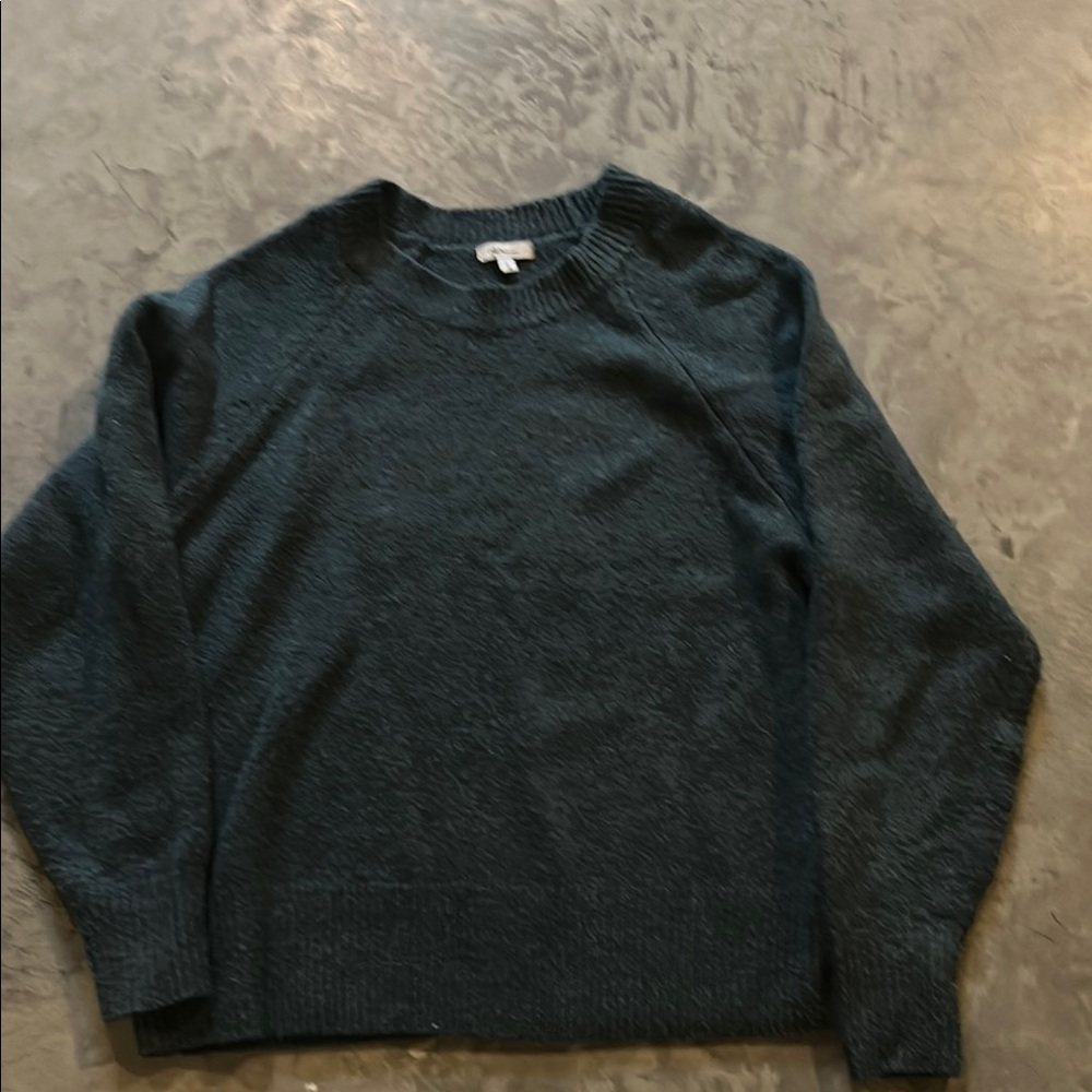 Reitmans women’s Blue Crewneck Sweater Timeless Knit Design